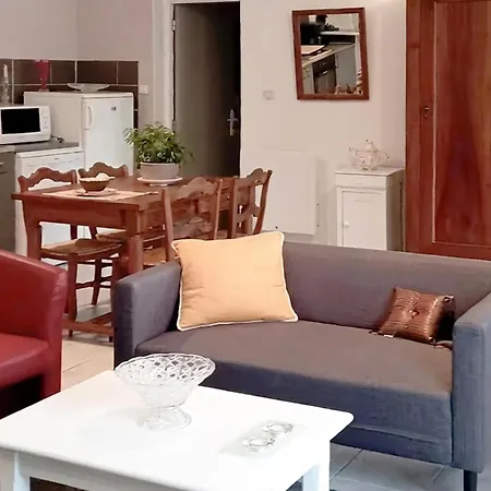 Amazing In With Wifi Hébergement de vacances Saint-Martial-Viveyrol