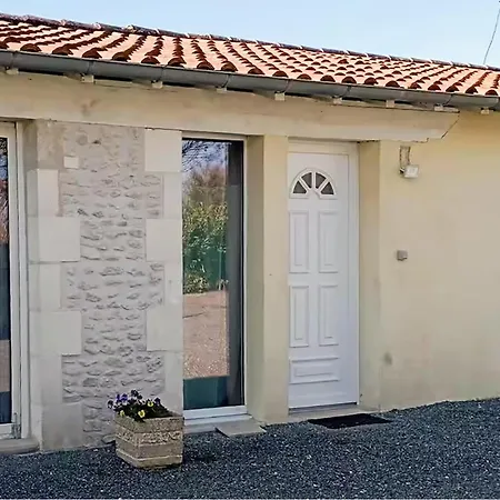 Amazing In With Wifi Hébergement de vacances Saint-Martial-Viveyrol